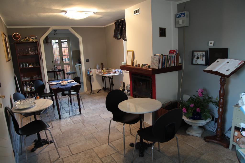 Bed and Breakfast Il Forno Dal 1922 Bene Vagienna Exterior foto